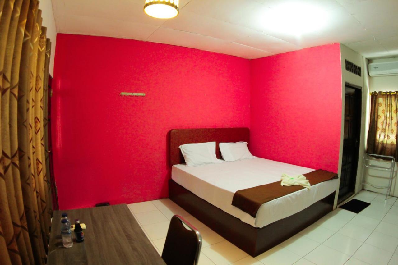 FX72 Beach Resort Maumere Exterior foto
